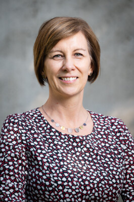 ELISABETH MANDL