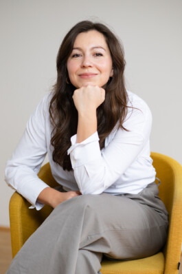 ELISABETH MANDL